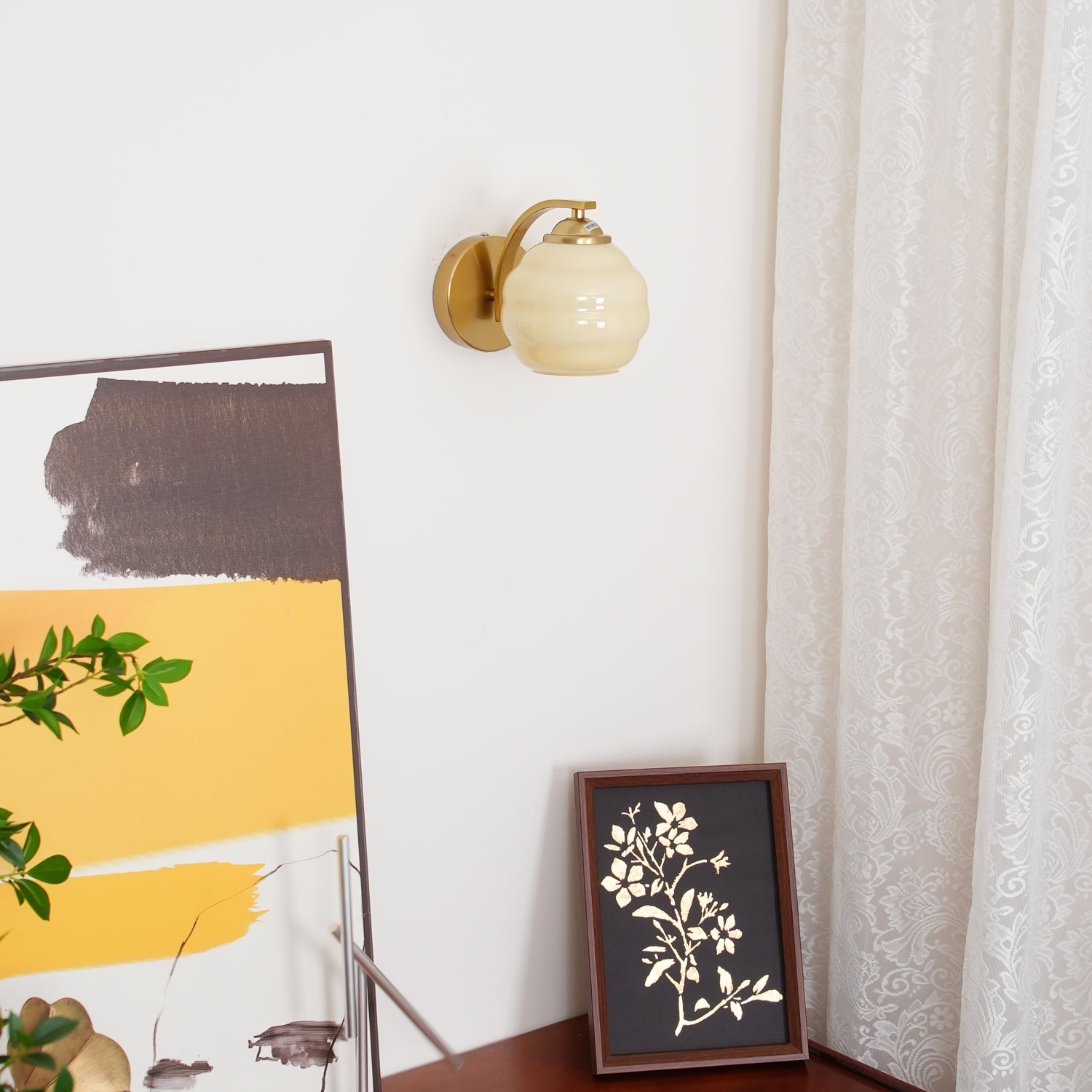 Art Deco Wall Sconce – Smooth Spherical Shade