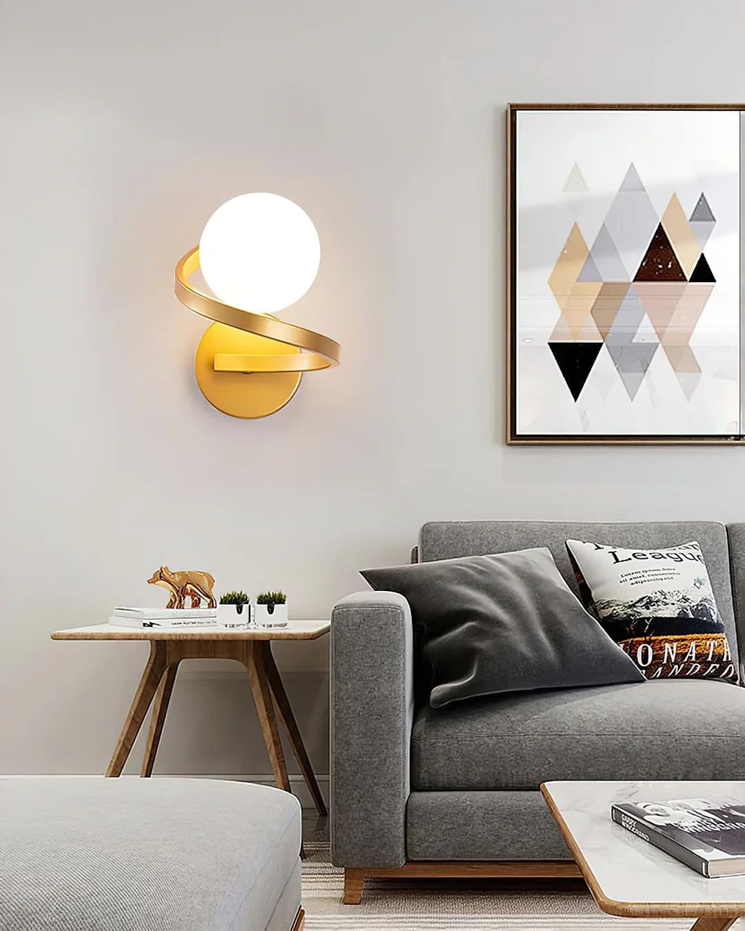Artistic Curved Glass Wall Sconce