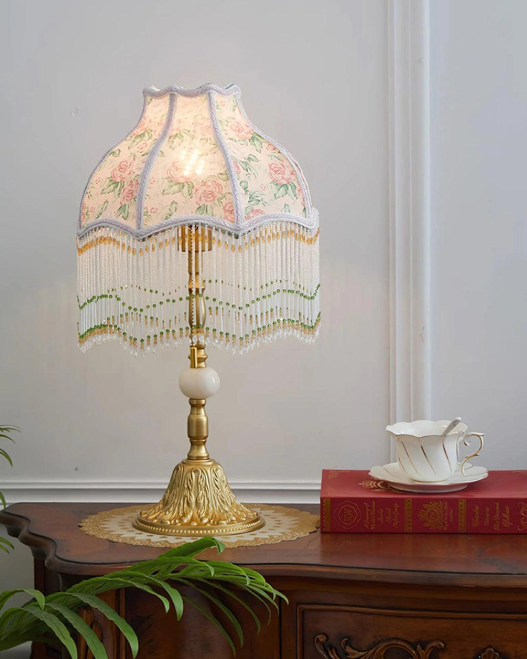 Vintage Table Lamp – Bell-Shaped Domed Fringe
