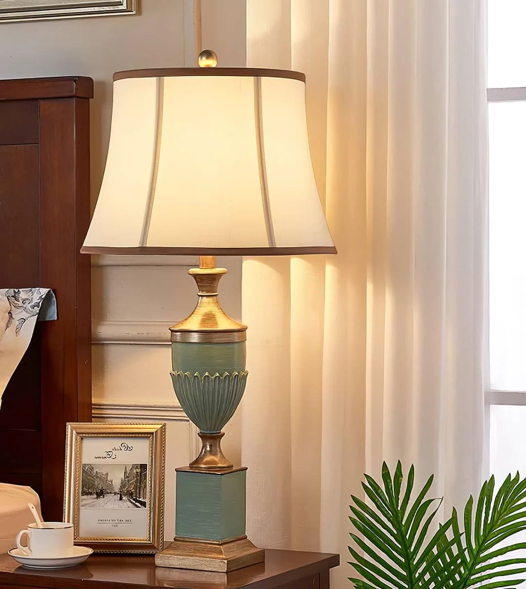 Traditional Ribbed Table Lamp with Conical Shade