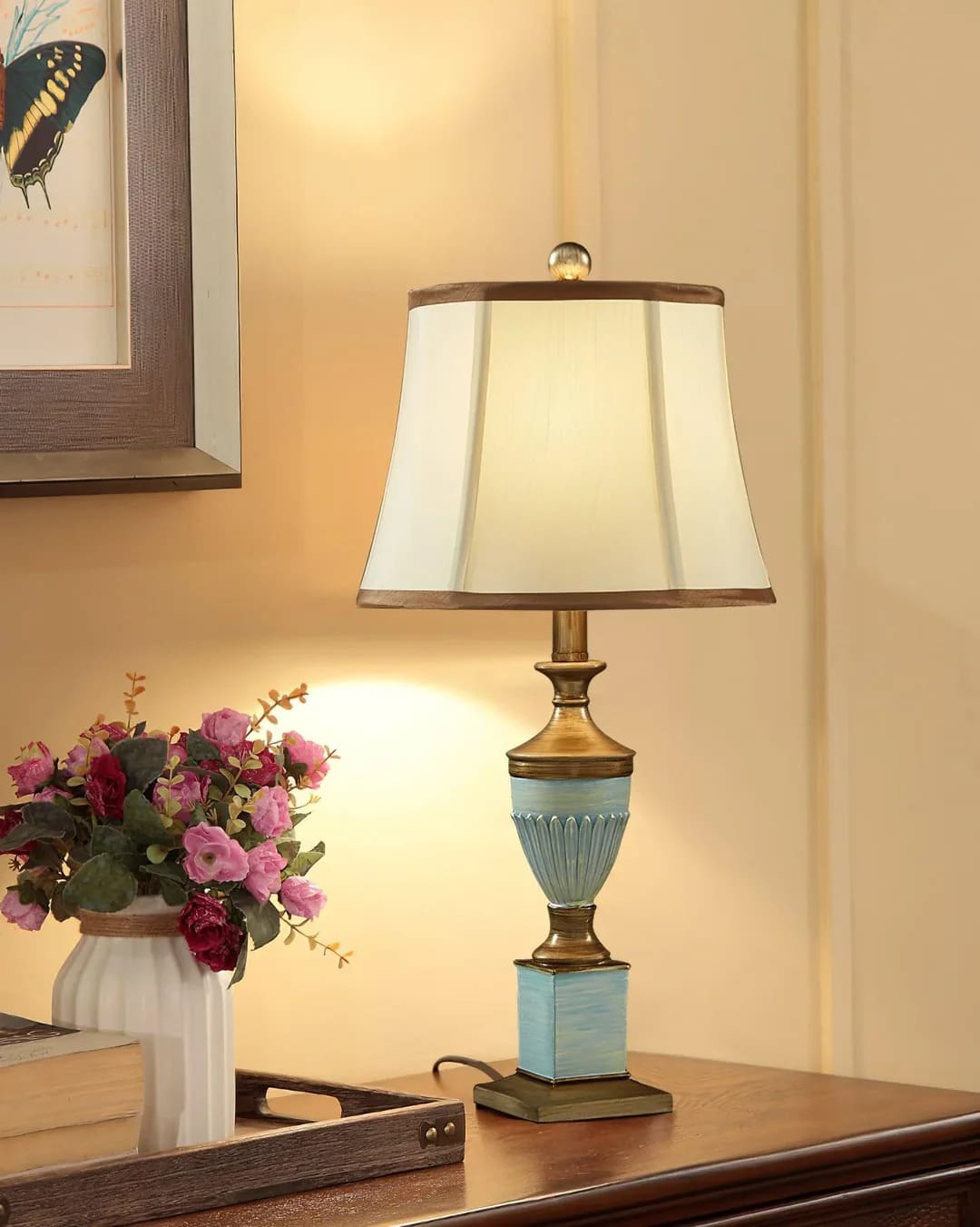 Traditional Ribbed Table Lamp with Conical Shade