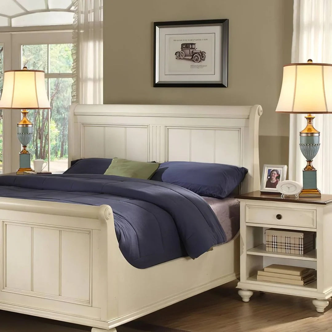 Traditional Ribbed Table Lamp with Conical Shade