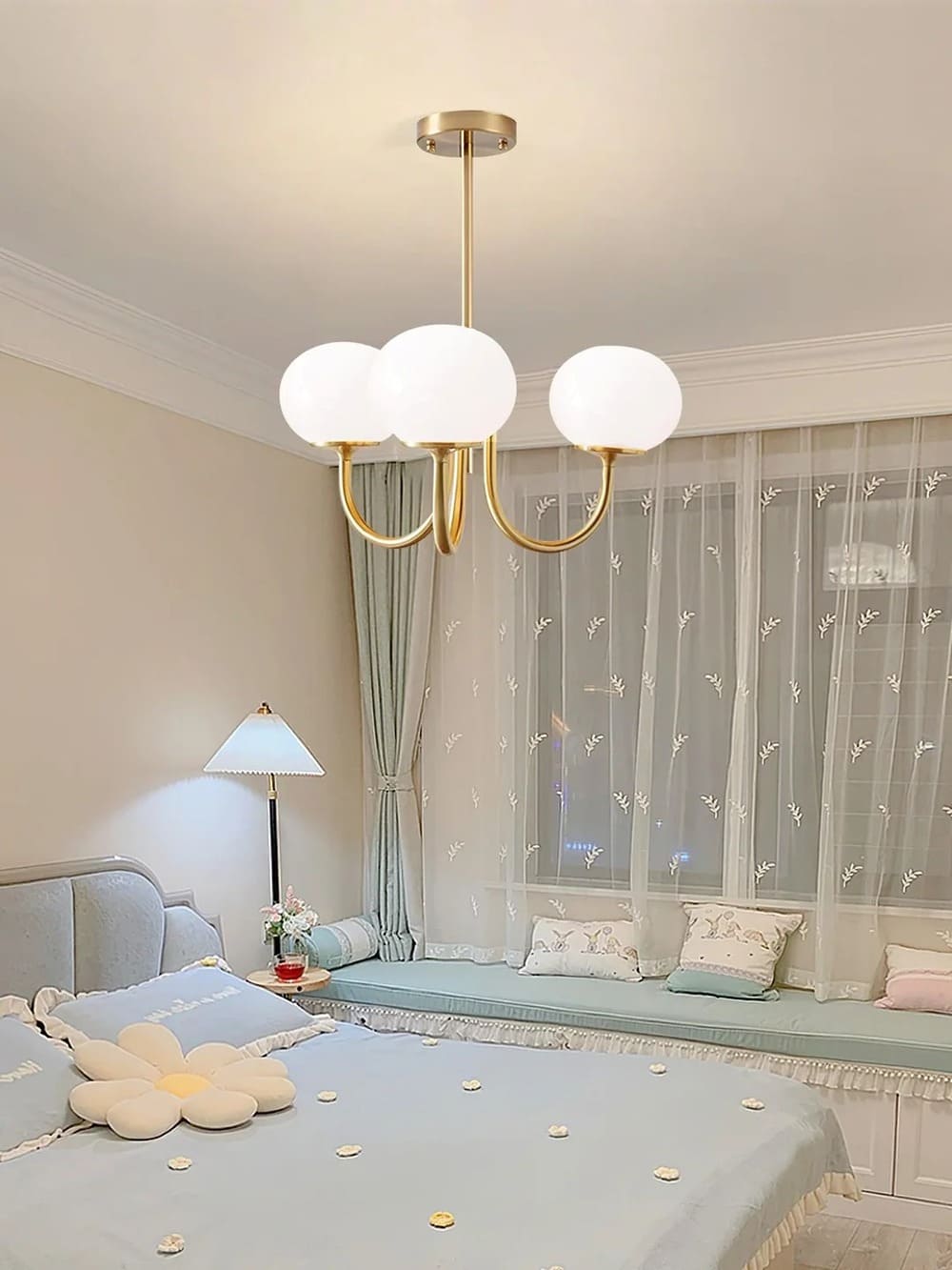 Art Deco Chandelier with Spherical Lampshades