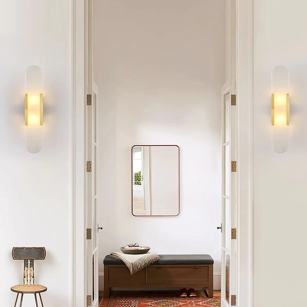 Minimalist Wall Sconce – Rounded Rectangular Shade
