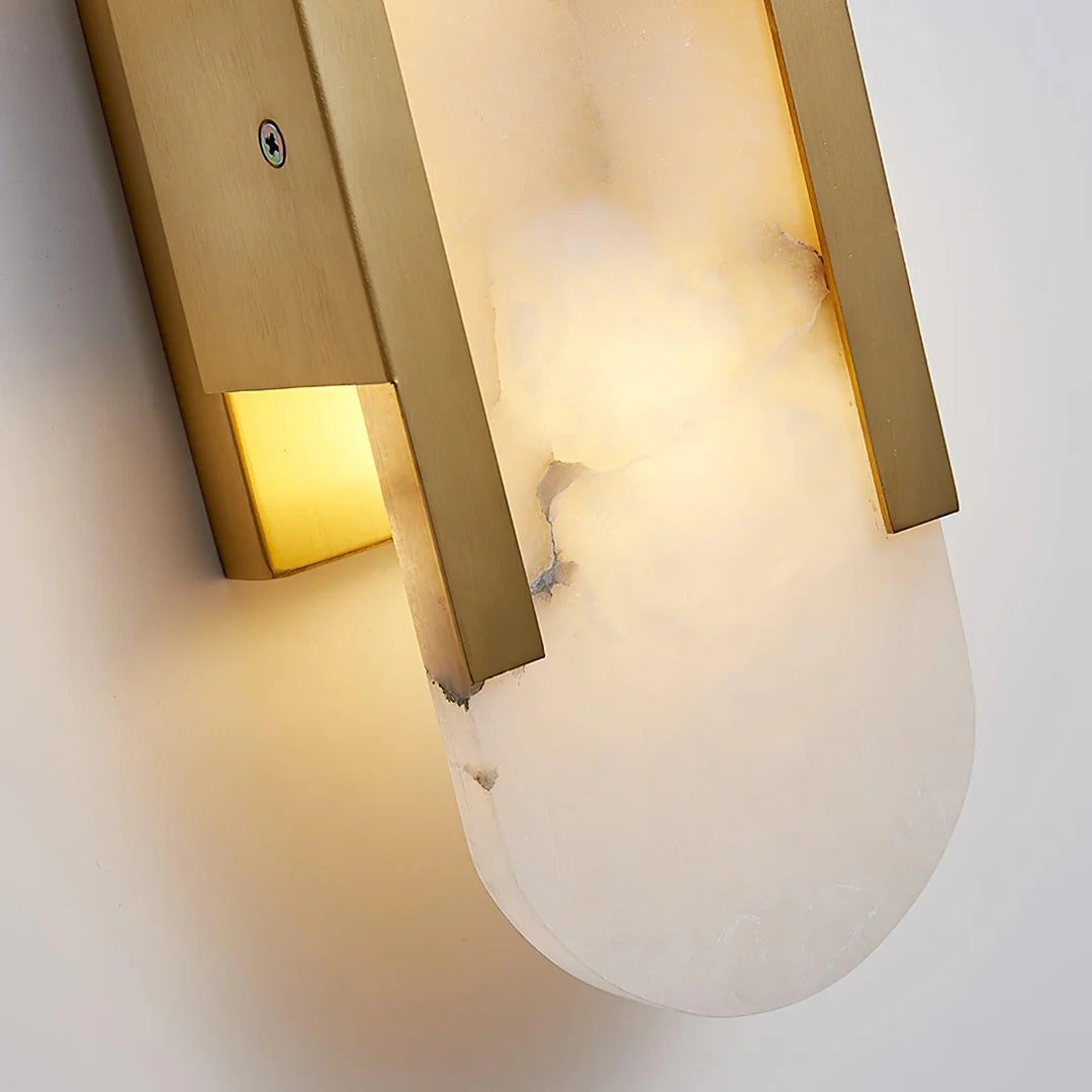 Minimalist Wall Sconce – Rounded Rectangular Shade