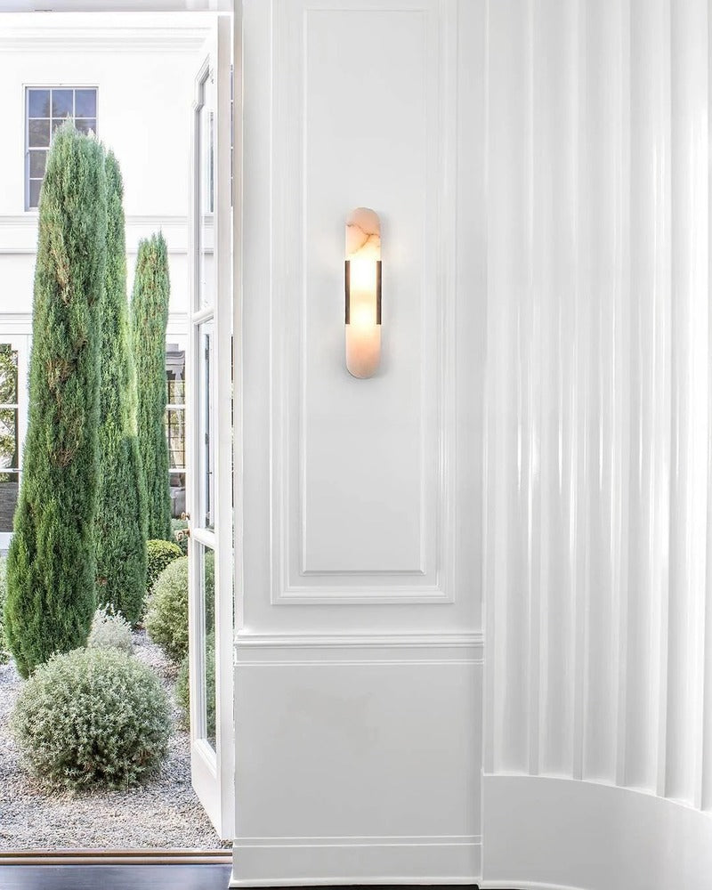 Minimalist Wall Sconce – Rounded Rectangular Shade