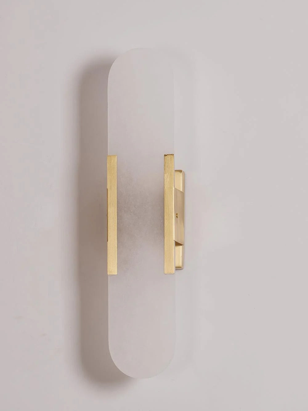 Minimalist Wall Sconce – Rounded Rectangular Shade