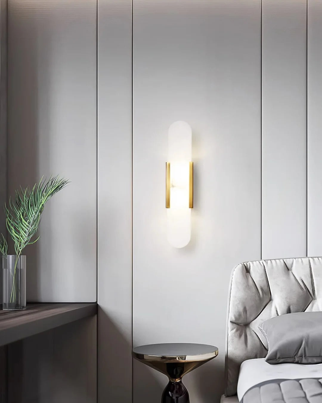 Minimalist Wall Sconce – Rounded Rectangular Shade