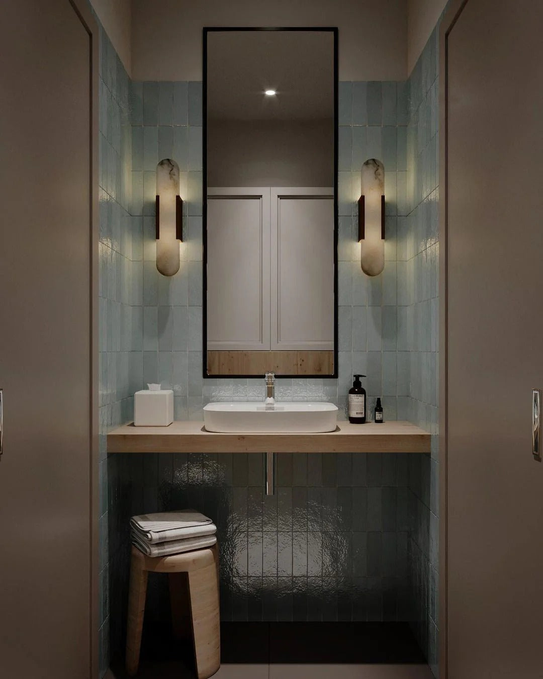 Minimalist Wall Sconce – Rounded Rectangular Shade