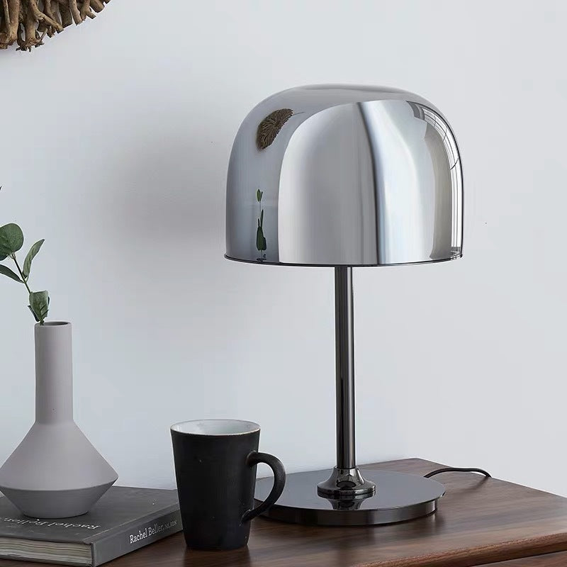 Minimalist Geometric Table Lamp – Integrated LED