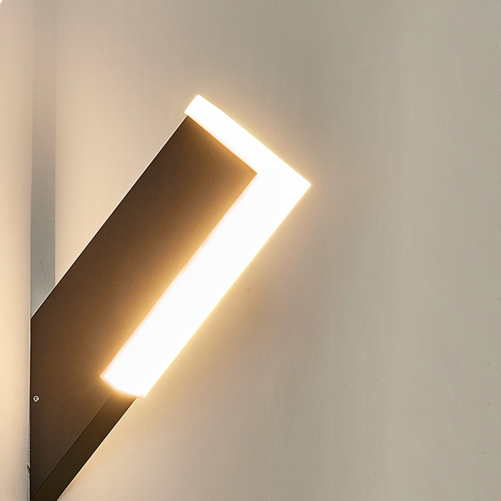 Minimalist Outdoor Wall Sconce – Black, Geometric Shape, Waterproof