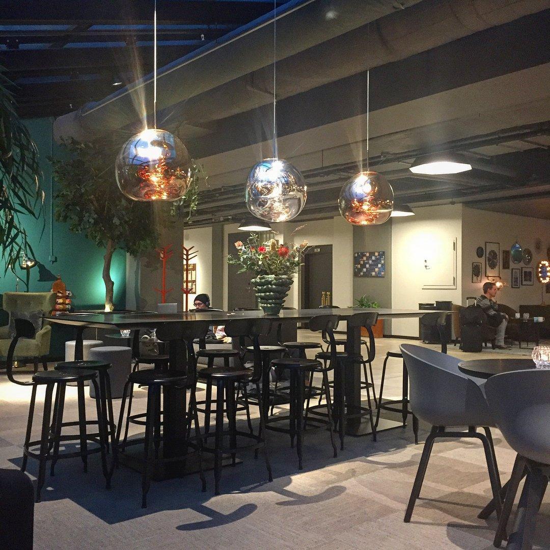 Modern Lava Pendant Lamp – Molten Glass Effect