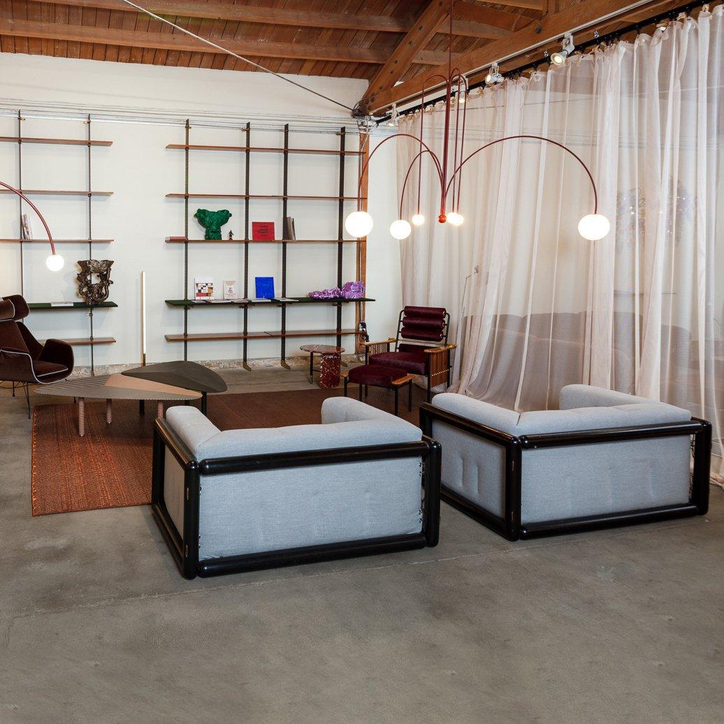 Sleek Modern Chandelier & Glass Shades Elegance