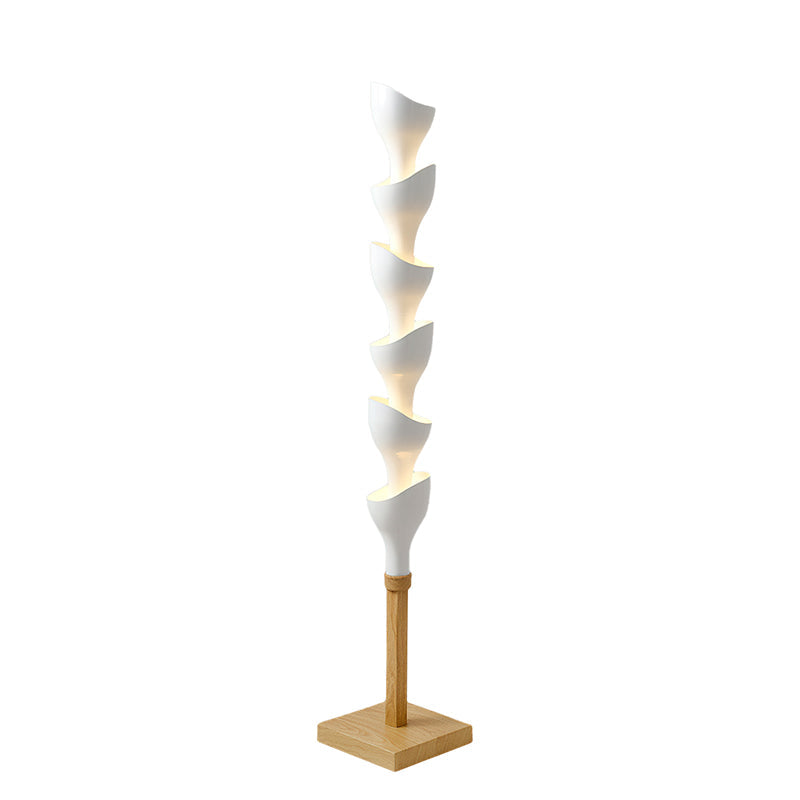 Nature-Inspired Pod Flower Lamp