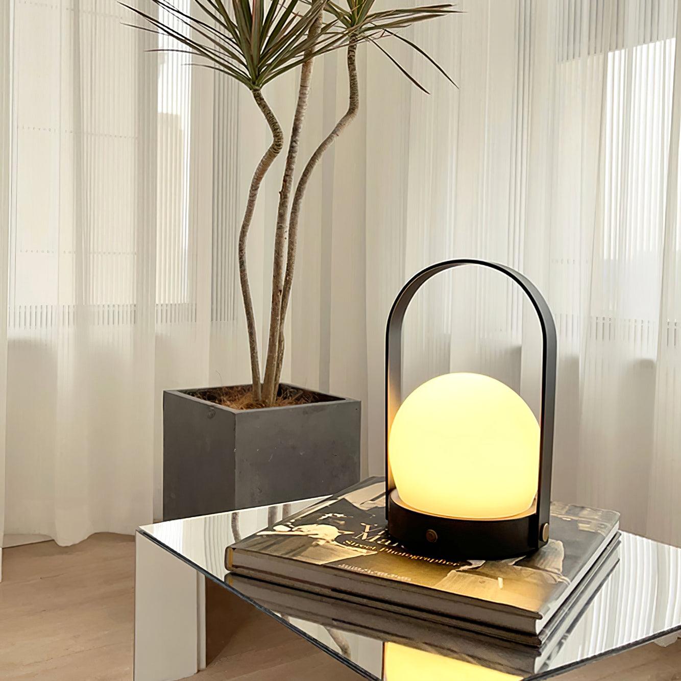 Minimalist Spherical – Cordless LED Table Lamp