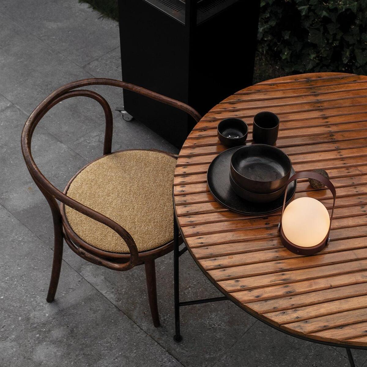 Minimalist Spherical – Cordless LED Table Lamp