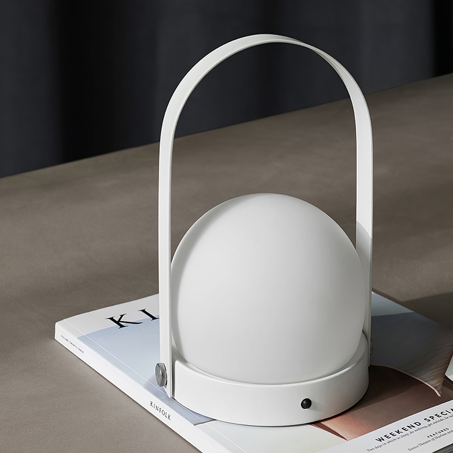 Minimalist Spherical – Cordless LED Table Lamp