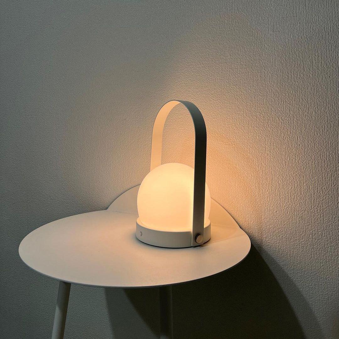 Minimalist Spherical – Cordless LED Table Lamp