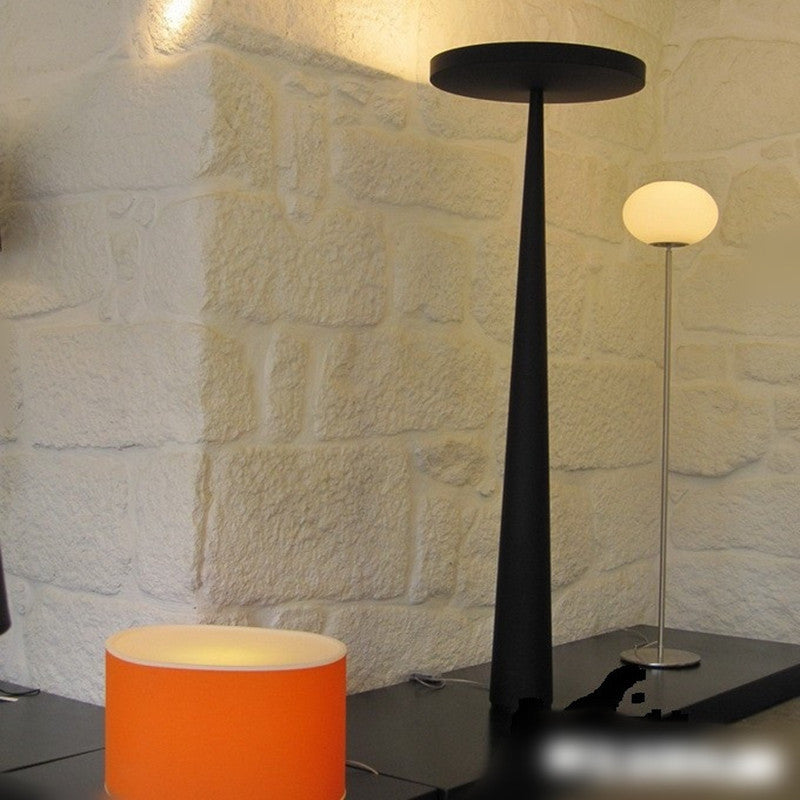 Minimalist LED Floor Lamp – Disc Top, Conical