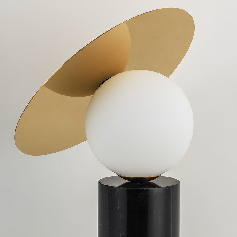 Minimalist Table Lamp – Spherical Angled Disc