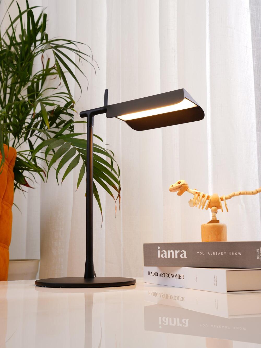 Minimalist LED Table Lamp with Rectangular Shade