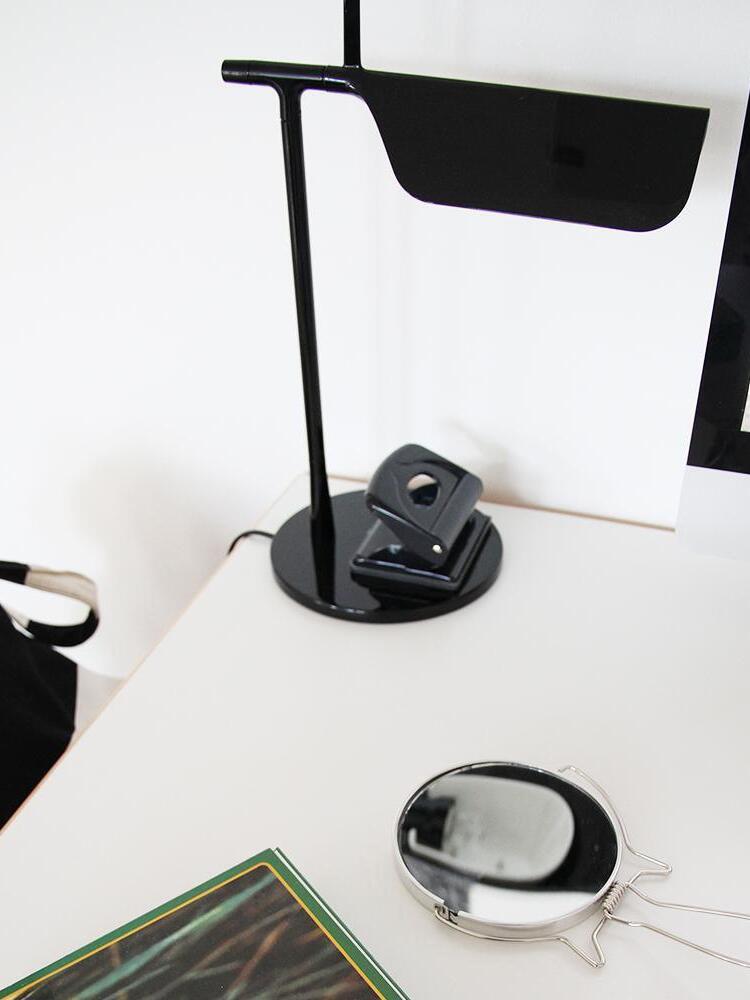 Minimalist LED Table Lamp with Rectangular Shade