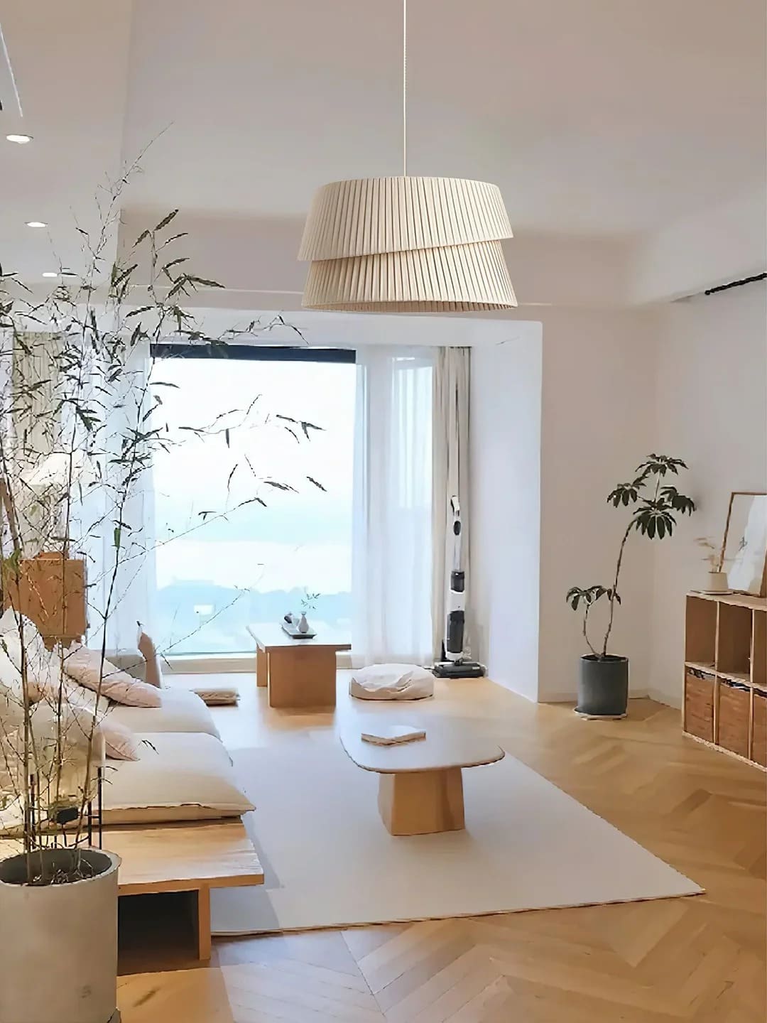 Minimalist Overlapping Cylinders Pendant Light