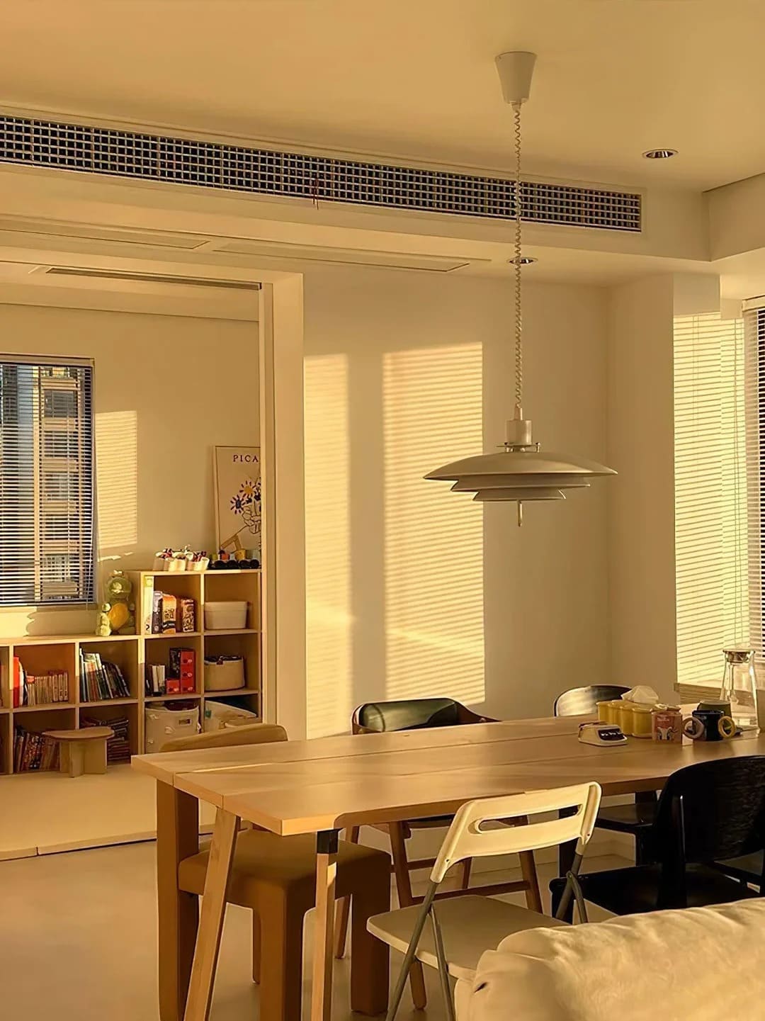 Scandinavian Dual-Disc Layered Pendant Light
