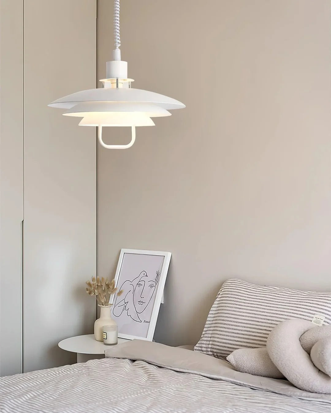 Scandinavian Dual-Disc Layered Pendant Light