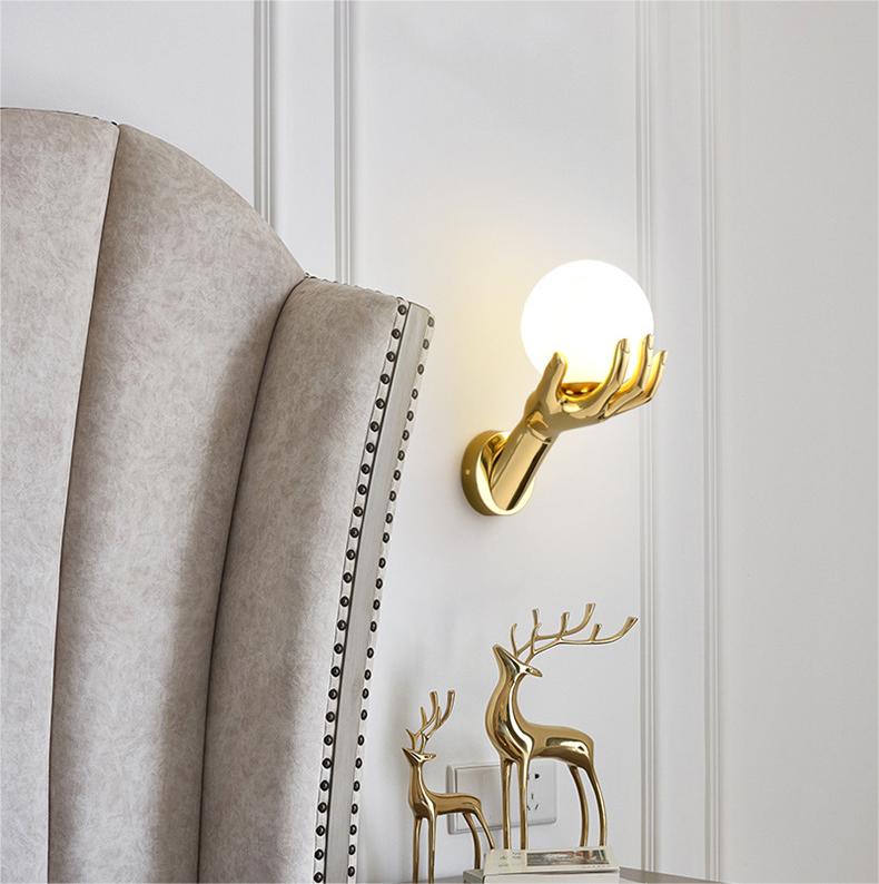 Stylish Copper Hand Wall Light