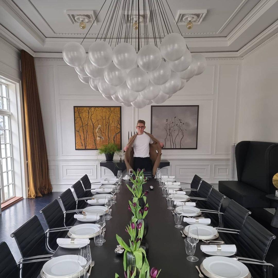 Minimalist Clustered Spherical Chandelier Fixture