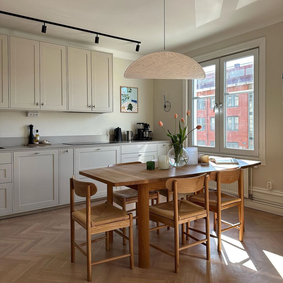 Wabi-Sabi Twisted-Elliptical LED Pendant Light