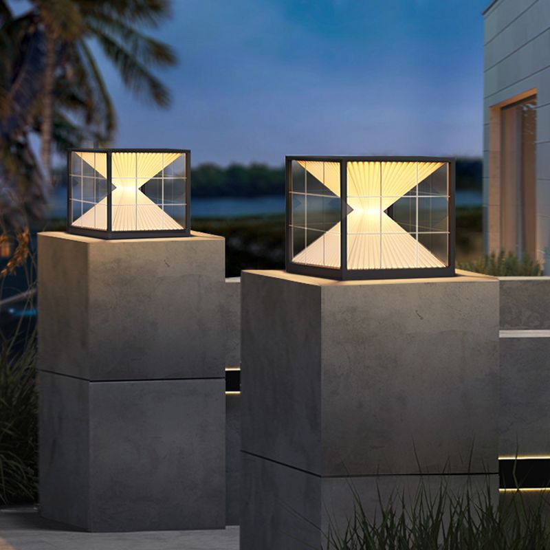 Modern Outdoor Post-Pier Solar Black/White Light