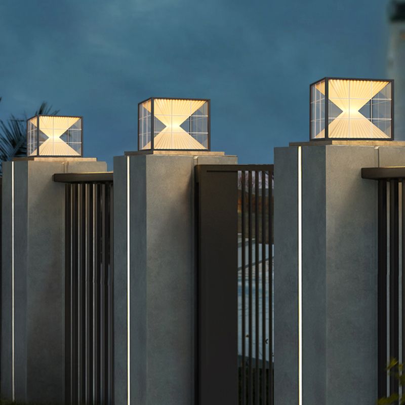 Modern Outdoor Post-Pier Solar Black/White Light