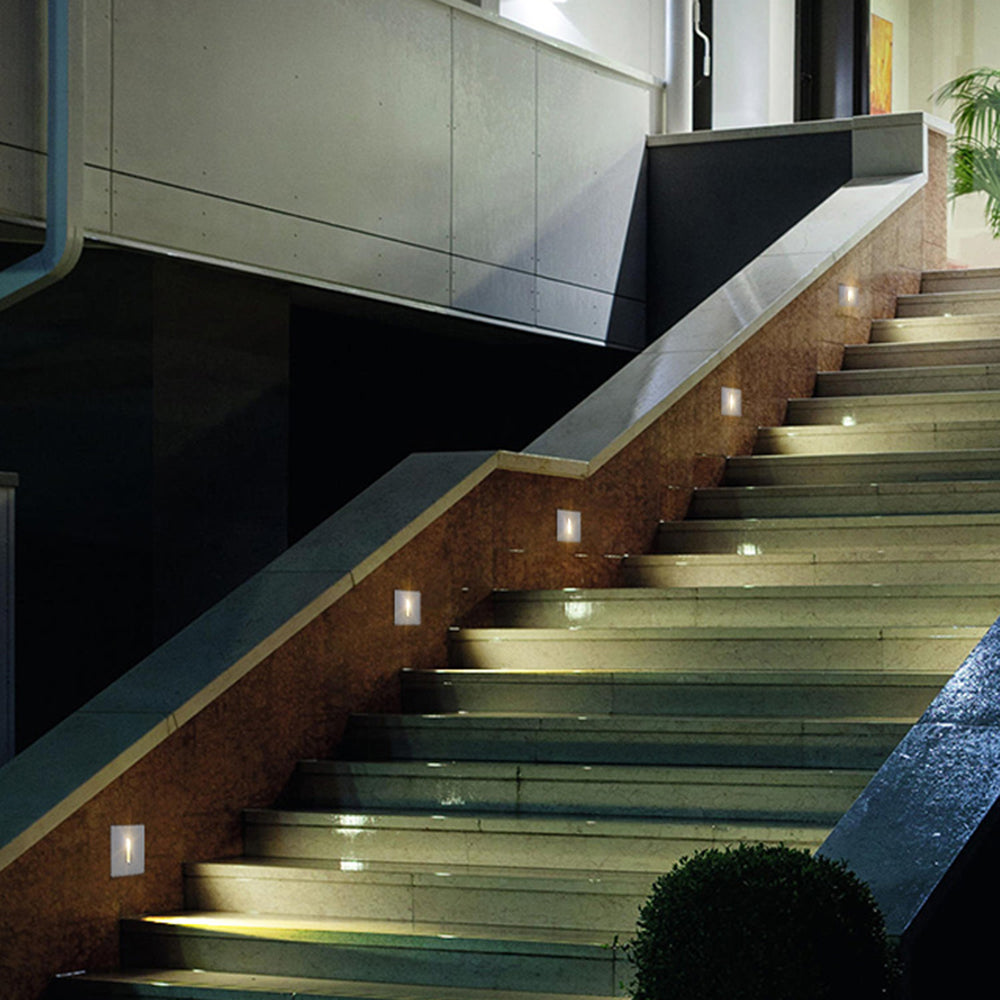 Modern-Silver Outdoor-Proof Step & Deck Light