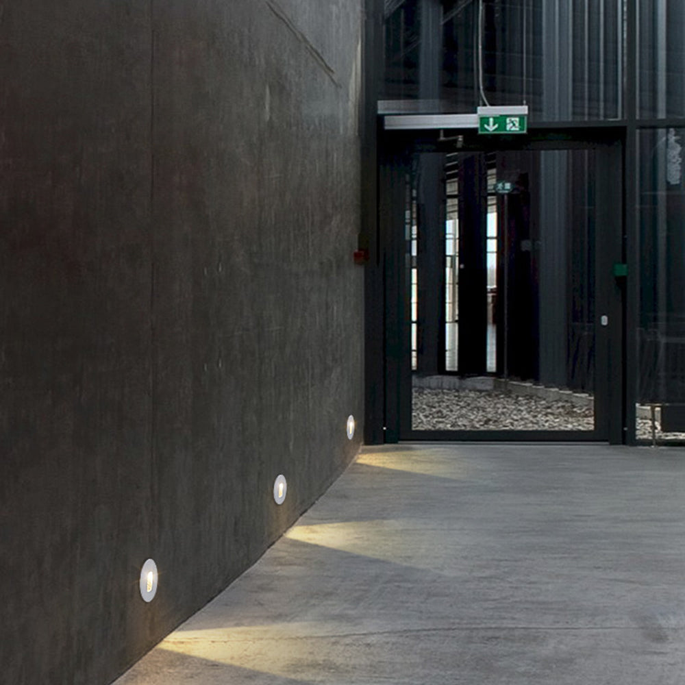 Modern-Silver Outdoor-Proof Step & Deck Light