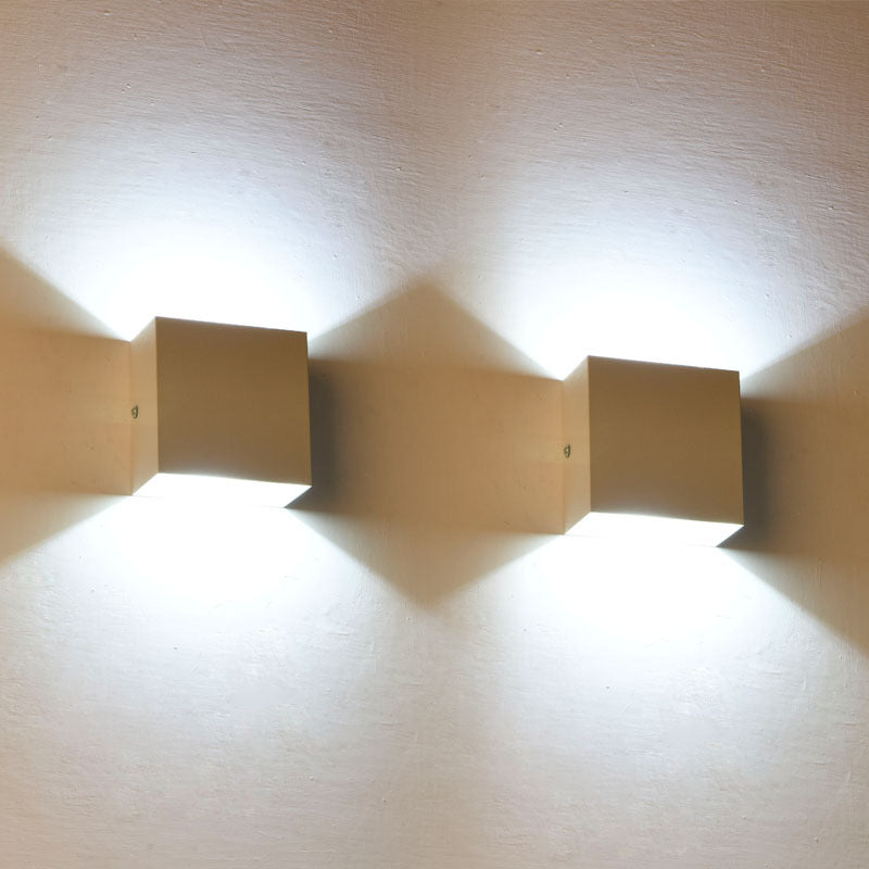 Modern Adjustable Square Outdoor Wall Lamp – LED Waterproof Lighting