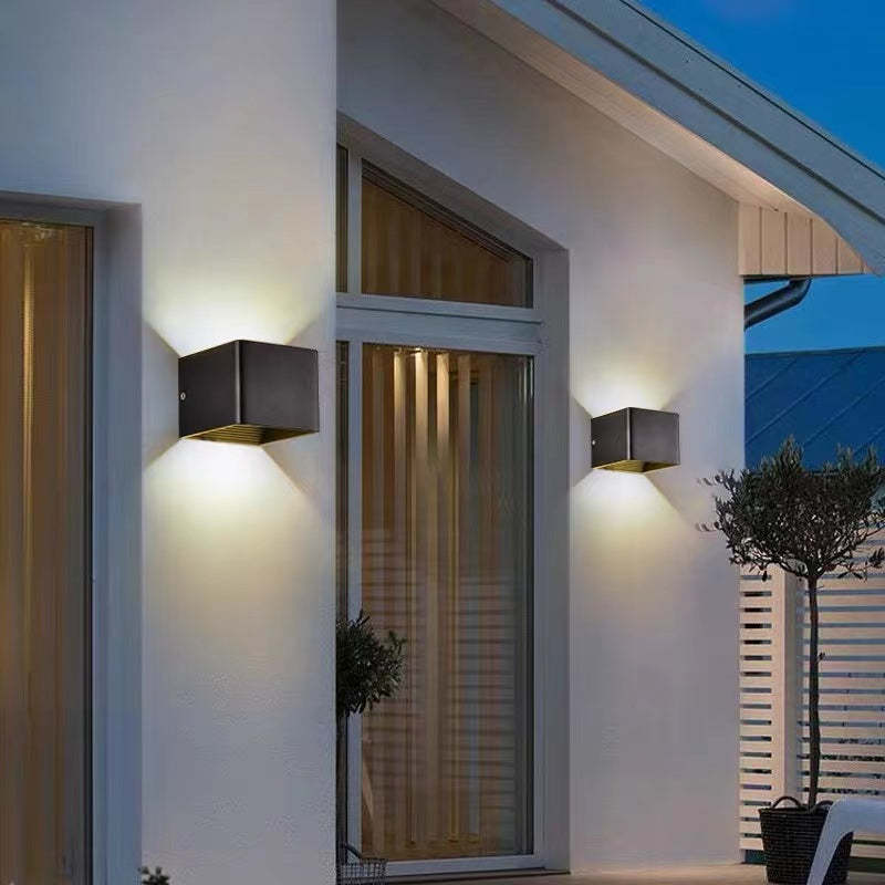 Modern Adjustable Square Outdoor Wall Lamp – LED Waterproof Lighting