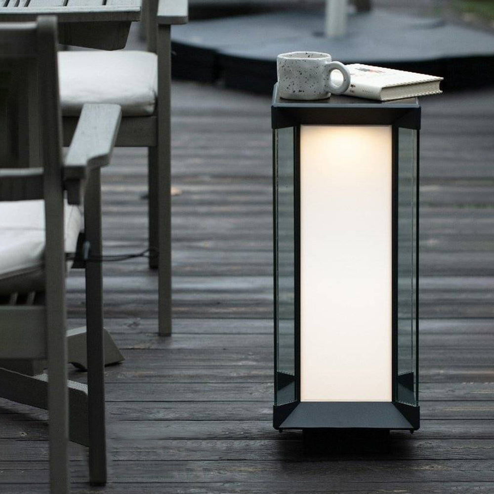 Outdoor Lantern Light – Modern Black Cube