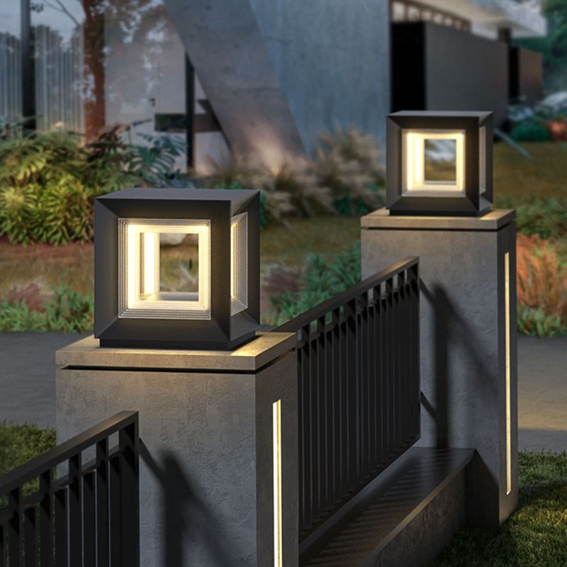 Outdoor Minimalist-Style Post & Pier Light