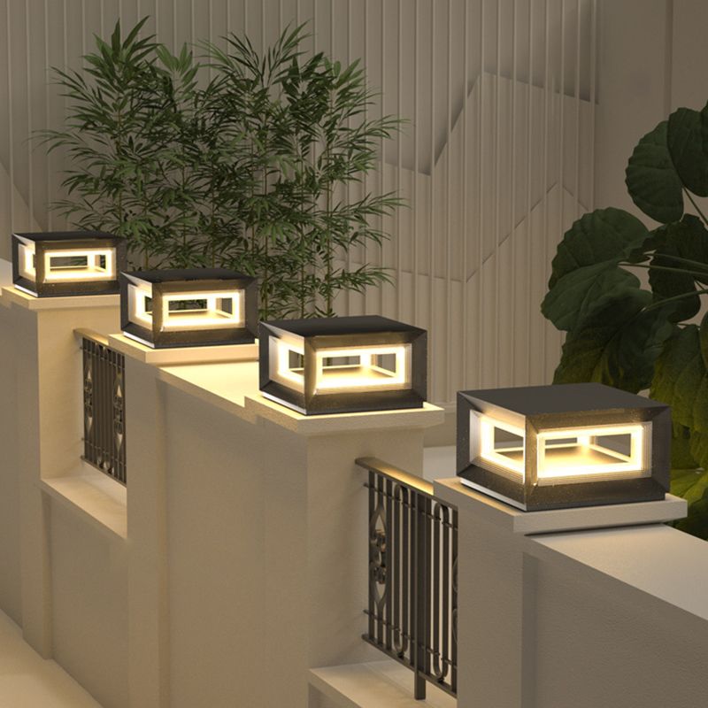 Outdoor Minimalist-Style Post & Pier Light