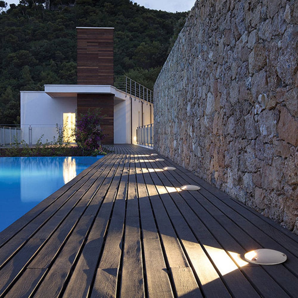 Outdoor Modern Brushed Silver Step/Deck Light