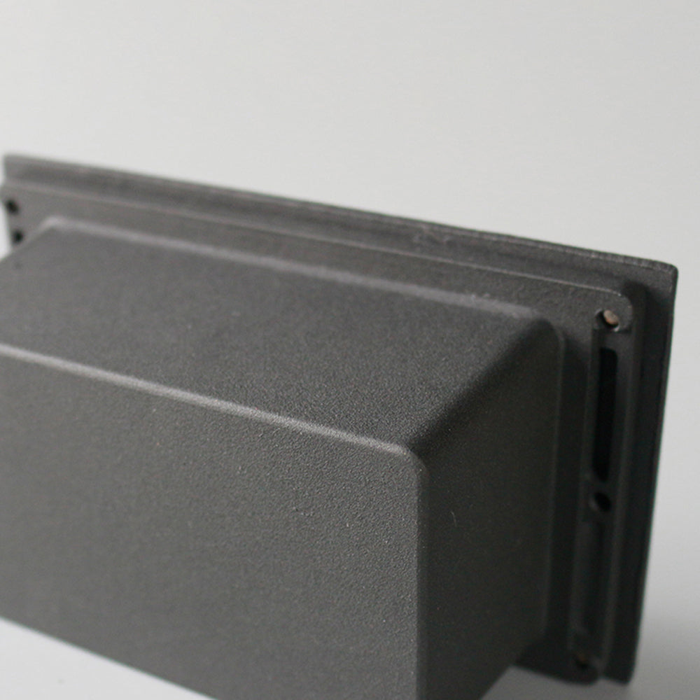 Outdoor Modern Motion-Sensing Step-Deck Light