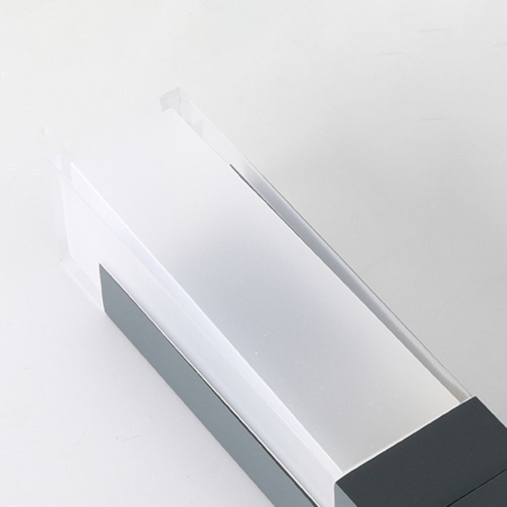 Outdoor Modern Motion Sensor Pathway Light