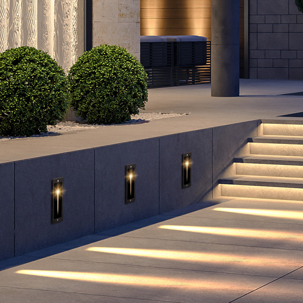 Outdoor Modern Motion Sensor – Step/Deck Light