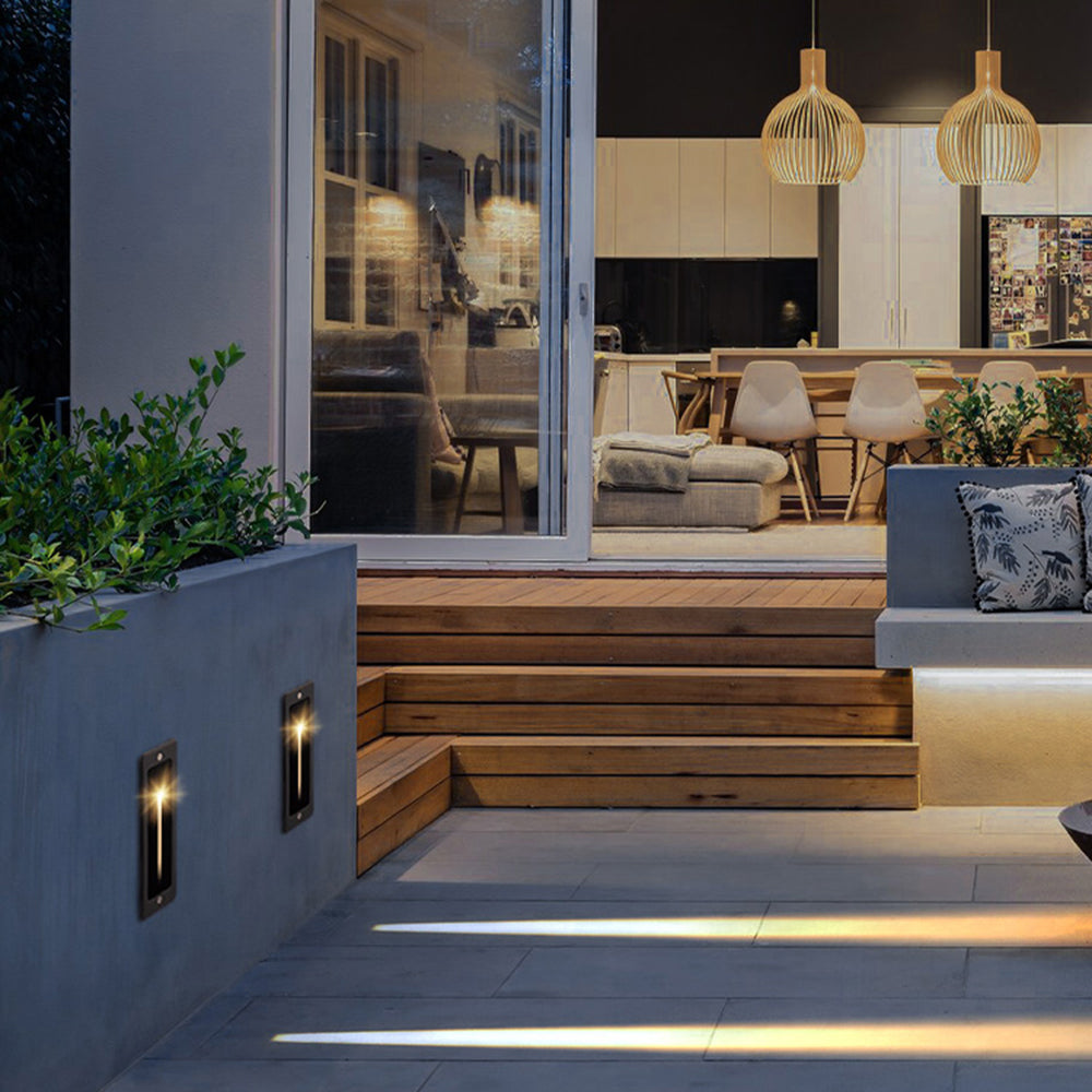 Outdoor Modern Motion Sensor – Step/Deck Light