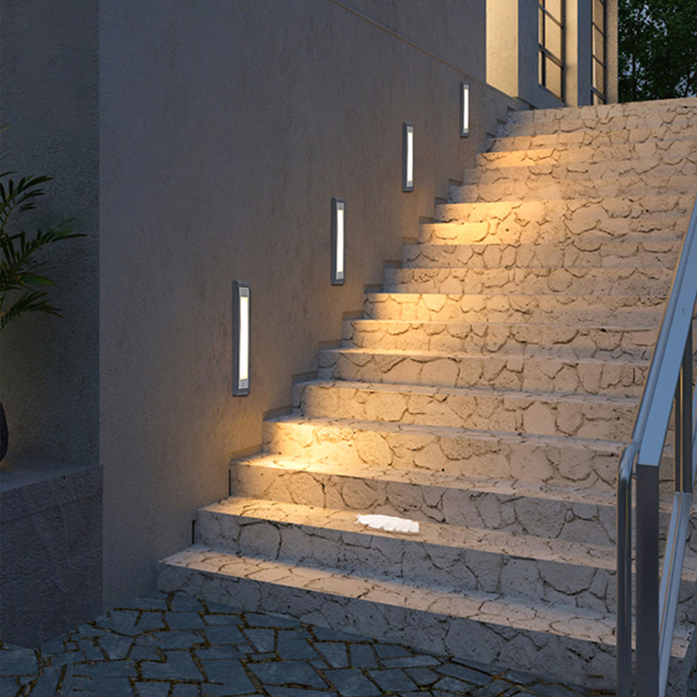 Outdoor Recessed Step-Deck Light, Warm Glow