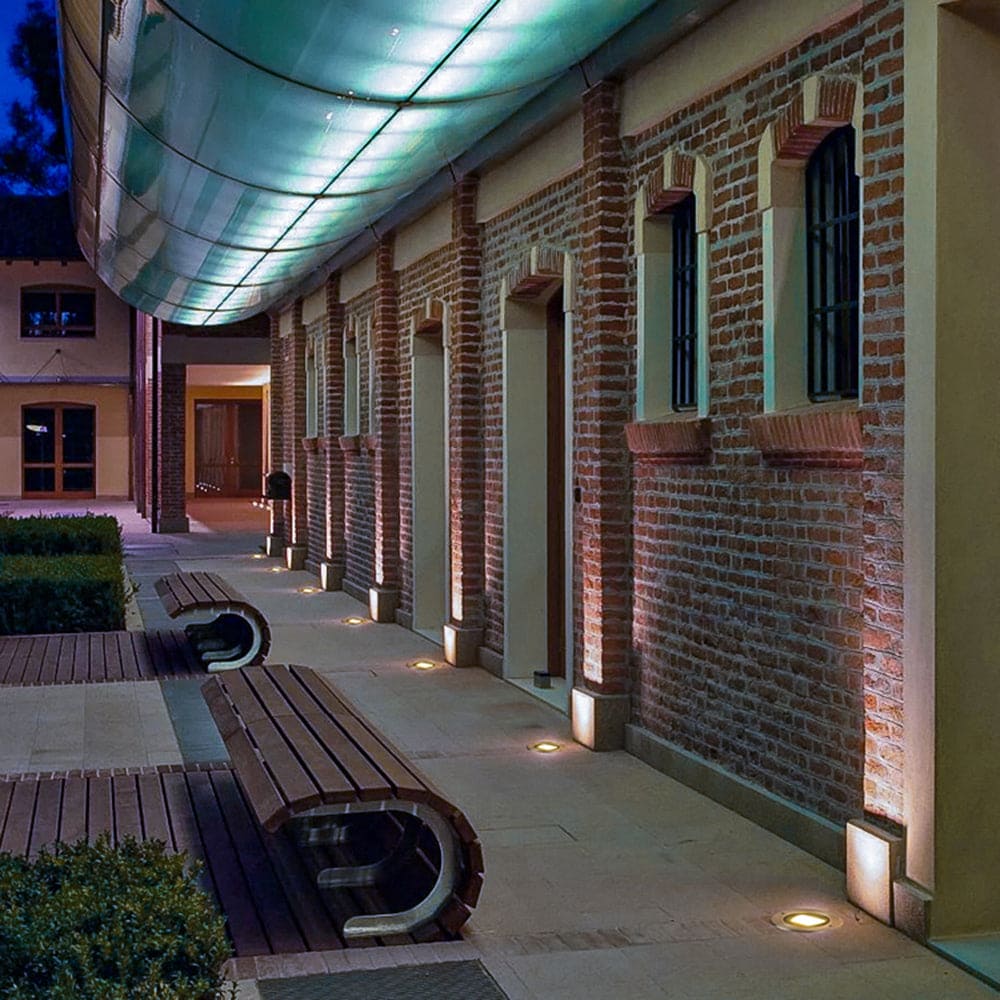 Outdoor Recessed Step Light – Subtle-Ambience