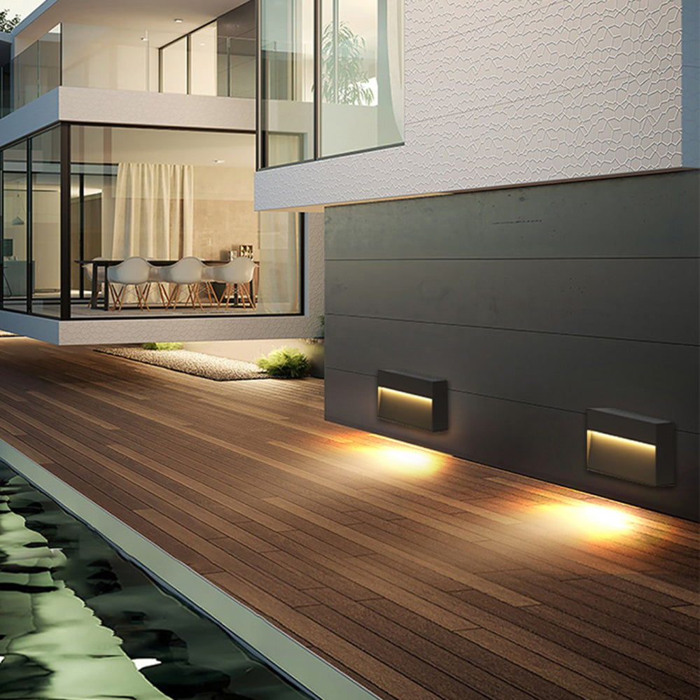 Sleek Modern Outdoor Step/Deck Sensor Light