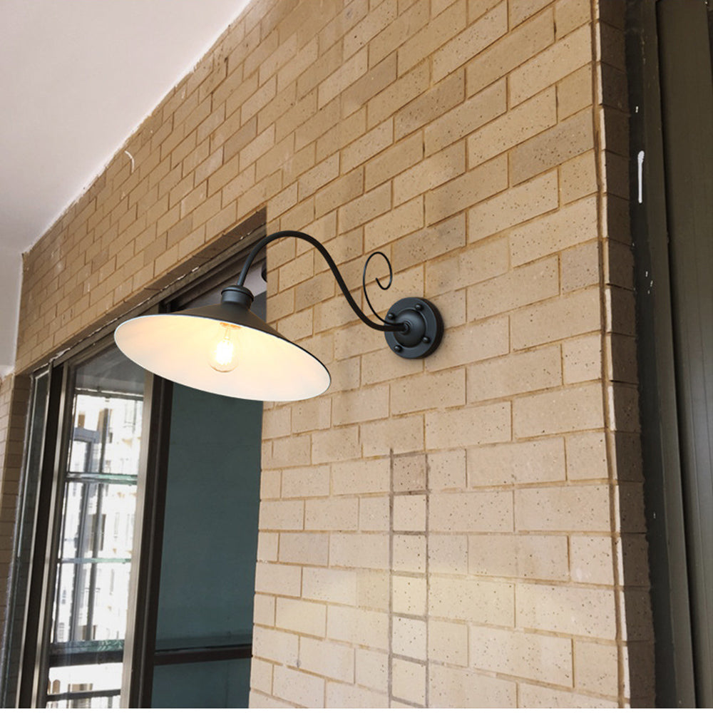 Vintage Cap-Shaped Outdoor Wall Lamp – Black or Antique Silver, Waterproof
